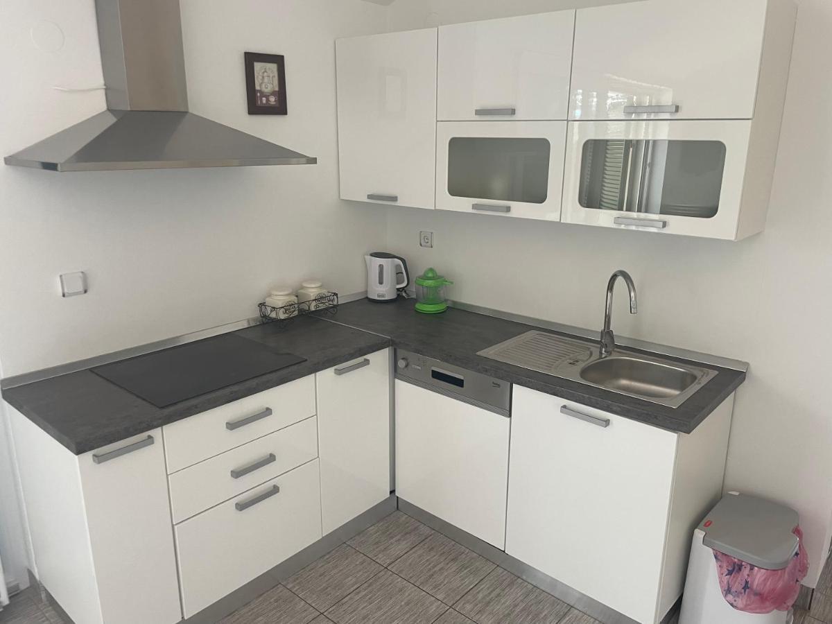 Apartments Andrea Stara Novalja Ngoại thất bức ảnh